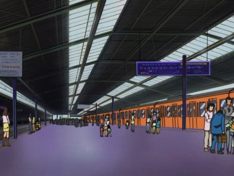 Inner loop platform of a train loop line